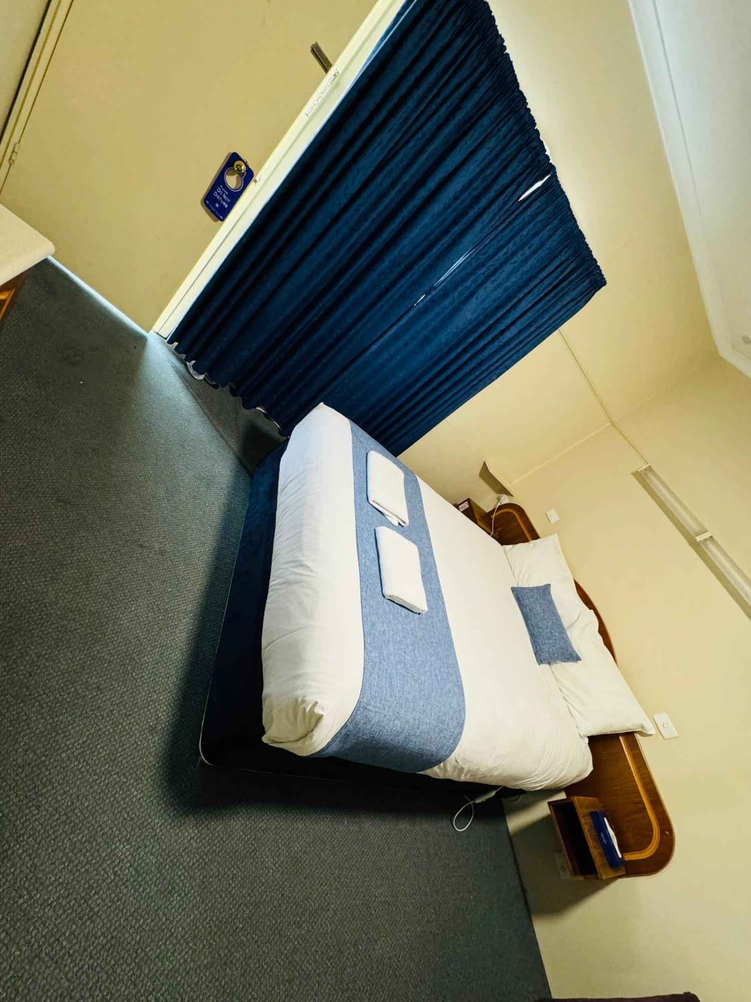 Ardeanal Motel West Wyalong Esterno foto
