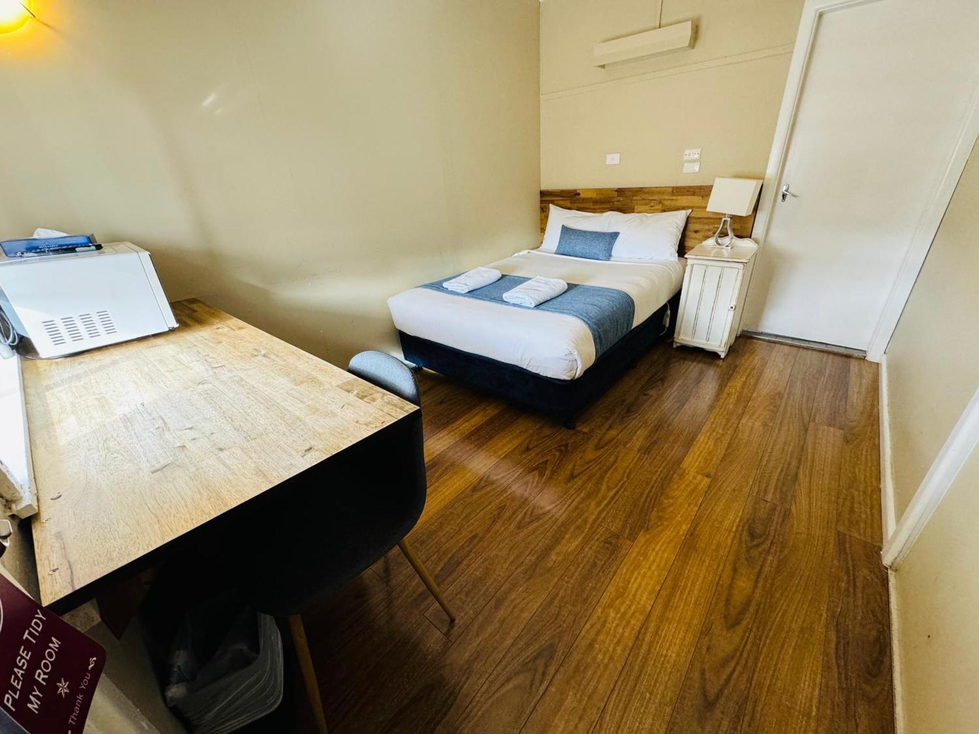 Ardeanal Motel West Wyalong Esterno foto